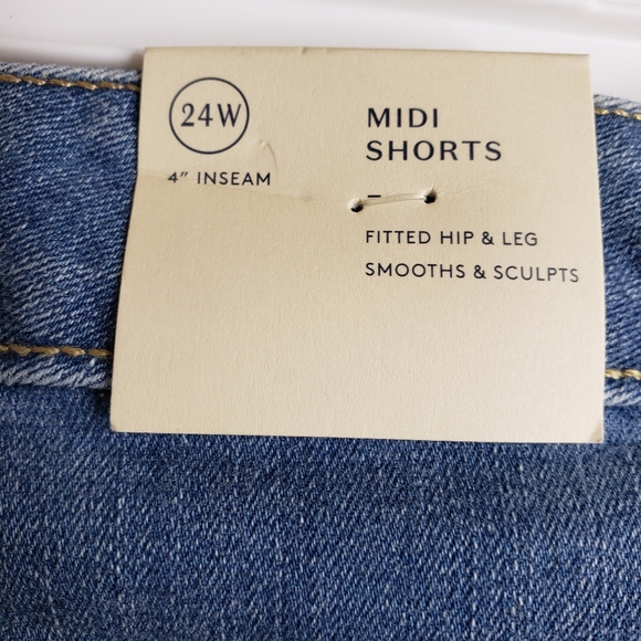 Universal Thread Denim Midi Shorts Cuffed 4" Inseam High Rise Size 24W NWT - Picture 12 of 12
